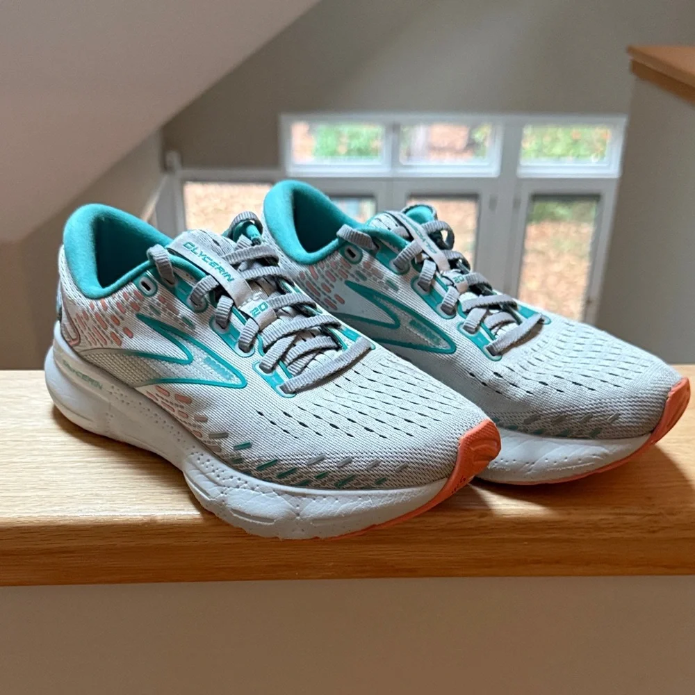 Brooks Glycerin 20 W’s Athletic Shoes - Size 6.5 Medium (B) - Picture 1 of 7